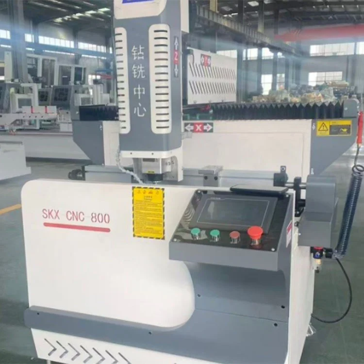 Ionad Meaisínithe CNC 800mm le haghaidh Próifílí Alúmanam Tionscail